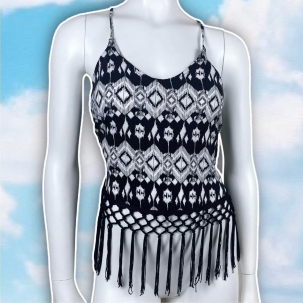 ❤️ MONTEAU Boho Tribal Stripe Macrame Fringe Hem Racerback Tank Top Hippie Aztec